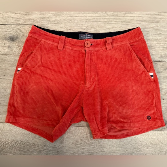 AMUNDSEN men's comfy cord shorts in red clay size medium